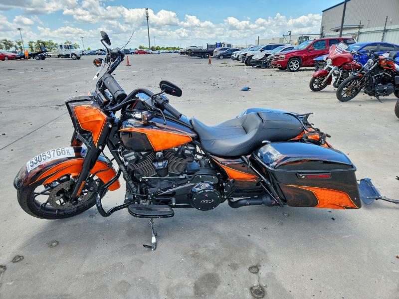 2023 Harley-davidson Fl VIN 1HD1KVP16PB615885 COPART salvage auction — MINOR DENT/SCRATCHES, Fl - Certificate Of Destruction, sold $7,000 on 2026-07-02 (photo 3)
