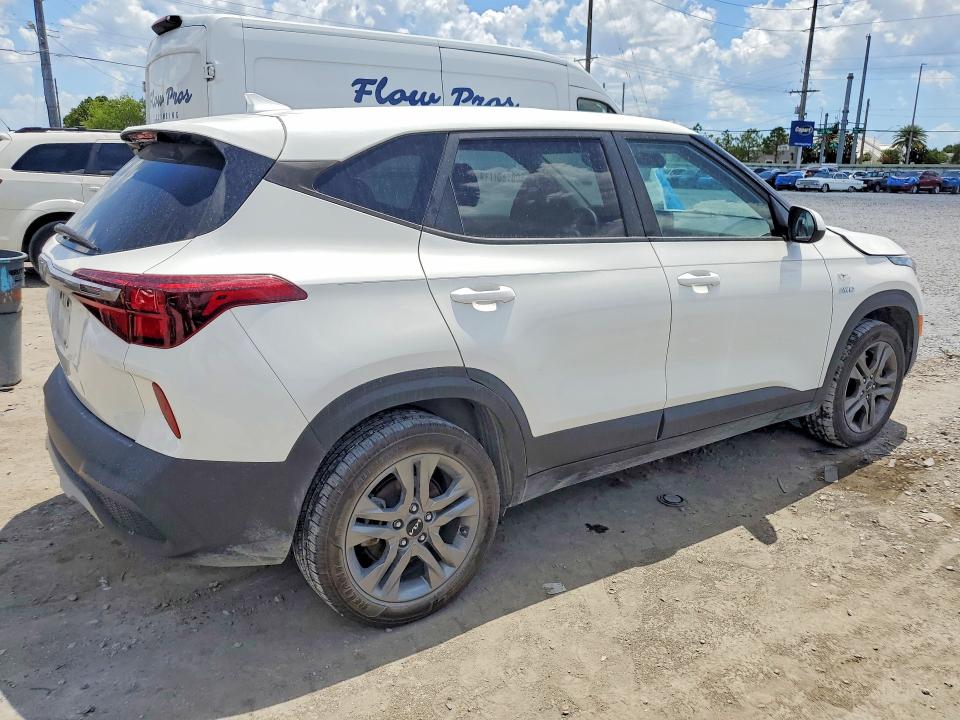 2023 Kia Seltos VIN KNDEPCAA3P7390121 COPART salvage auction — FRONT END, FL - CERTIFICATE OF DESTRUCTION, sold $2,600 on 2026-07-24 (photo 3)
