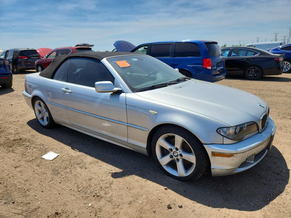 2005 BMW 3 series VIN WBABW33445PL36849 COPART salvage auction — NORMAL WEAR, IL - CERT OF TITLE-REBUILT, sold $350 on 2026-08-18 (photo 4)