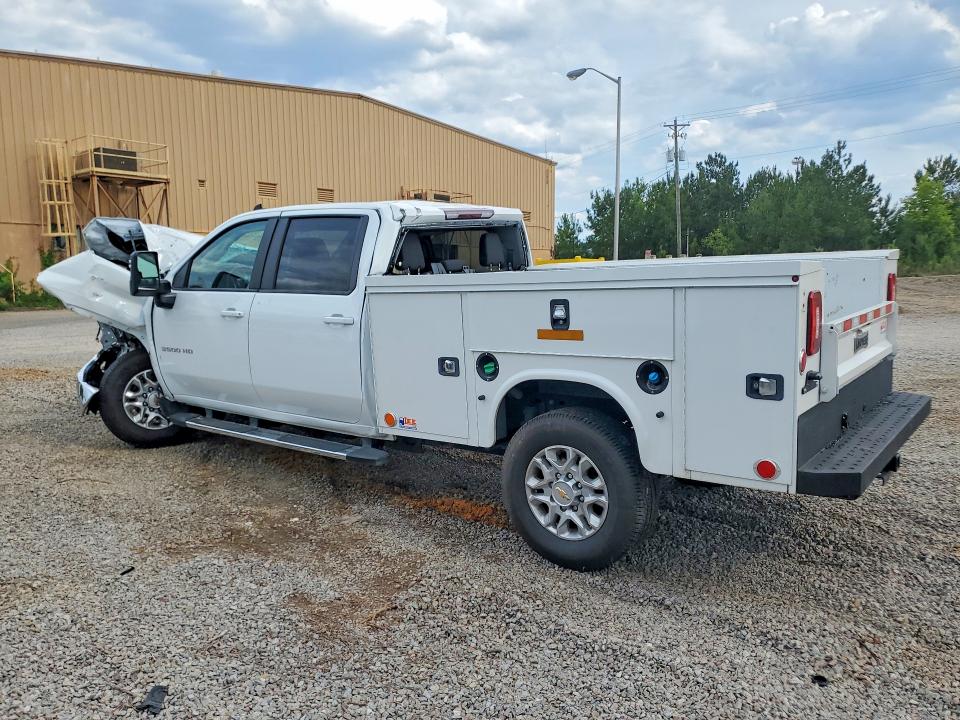 2026 Chevrolet Silverado 3500 VIN 1GB4KTEY0TF168643 COPART salvage auction — FRONT END, SC - CERT OF TITLE-SALVAGE, sold $8,800 on 2026-07-22 (photo 2)