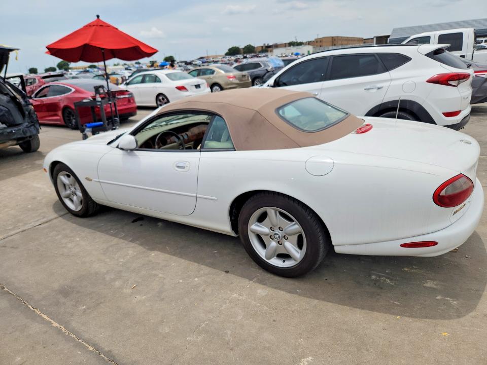 1998 Jaguar Xk VIN SAJGX224XWC026944 COPART salvage auction — NORMAL WEAR, Ok - Certificate Of Title (P), sold $2,450 on 2026-07-23 (photo 2)