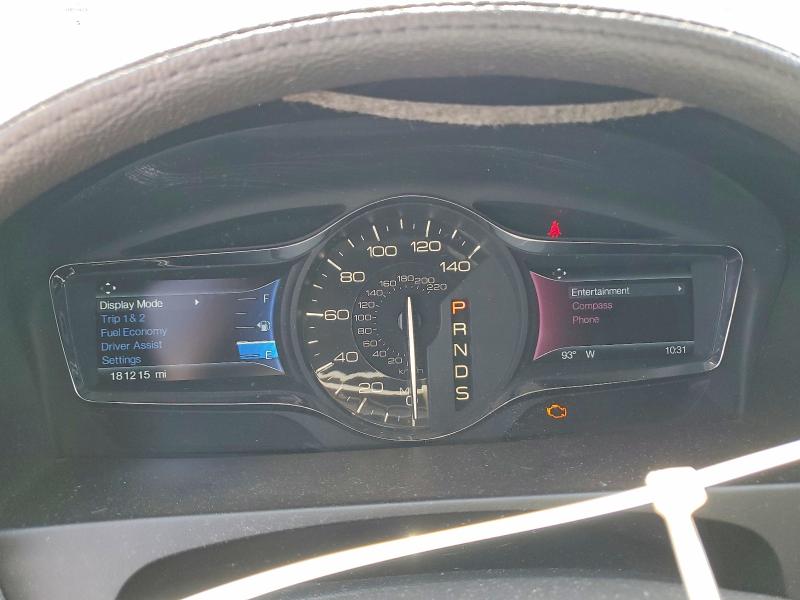 2015 Lincoln Mkx VIN 2LMDJ8JK3FBL22328 COPART salvage auction — NORMAL WEAR, Fl - Certificate Of Title, sold $875 on 2026-07-21 (photo 9)