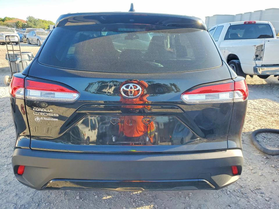 2022 Toyota VIN 7MUAAAAGXNV009687 COPART salvage auction — FRONT END, Fl - Certificate Of Destruction, sold $2,700 on 2026-07-13 (photo 6)
