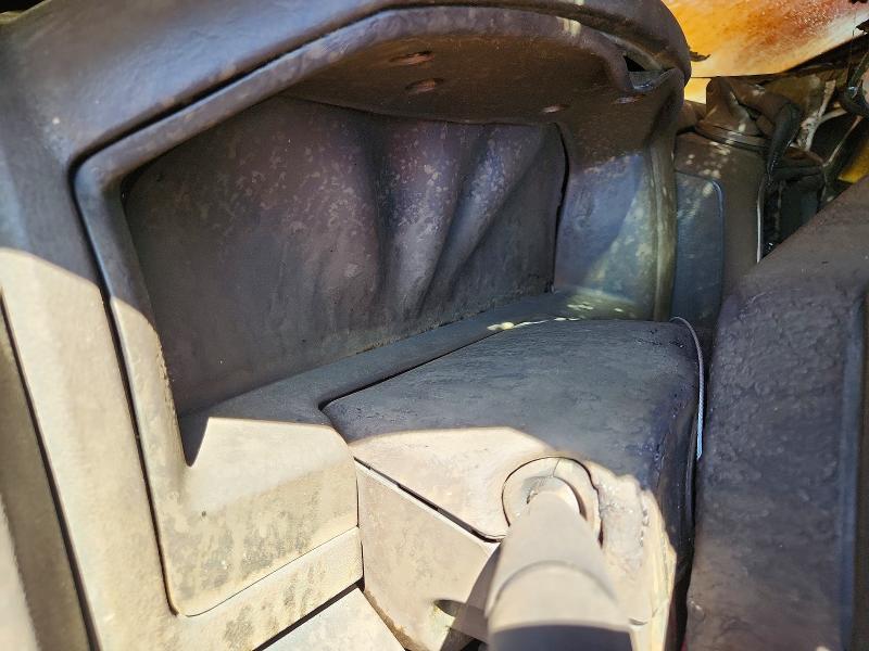 2018 Ram 1500 VIN 1C6RR6GT6JS123539 COPART salvage auction — BURN, NM - NON-REPAIRABLE VEHICLE CERT, sold $2,600 on 2026-07-02 (photo 9)