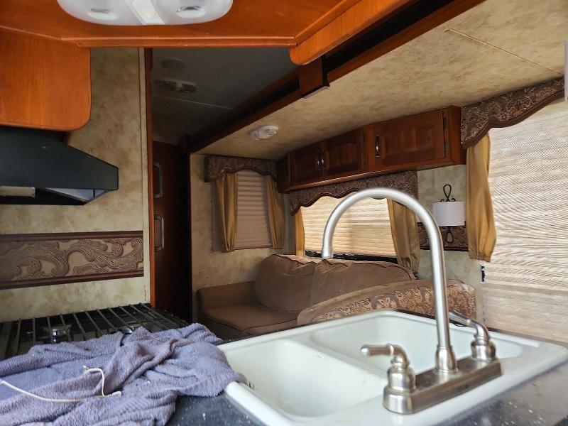2012 Cougar Trailer VIN 4YDF29R21C2506634 COPART salvage auction — WATER/FLOOD, MI - CERTIFICATE OF TITLE, sold $3,150 on 2026-07-07 (photo 6)