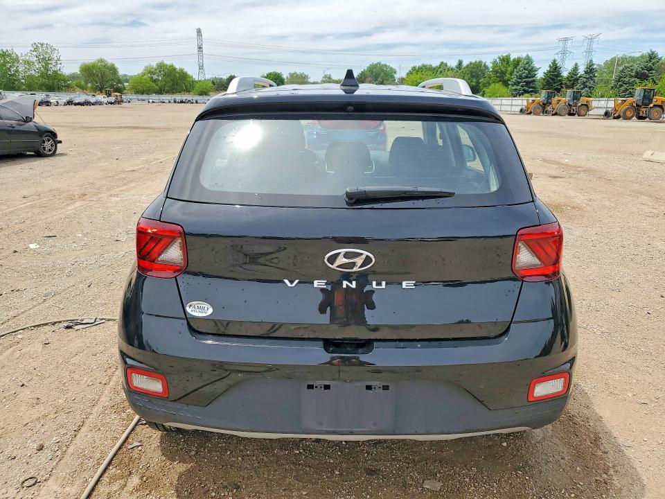 2022 Hyundai Venue VIN KMHRC8A35NU163275 COPART salvage auction — FRONT END, Il - Salvage Certificate, sold $2,850 on 2026-07-07 (photo 6)