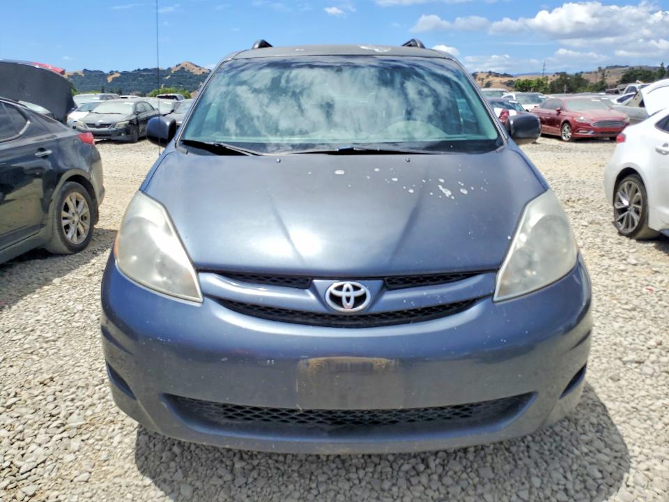2008 Toyota Sienna VIN 5TDZK23C18S134267 COPART salvage auction — MINOR DENT/SCRATCHES, Ca - Dis/Dlr/Exp App For Dup Clean, sold $825 on 2026-07-21 (photo 5)