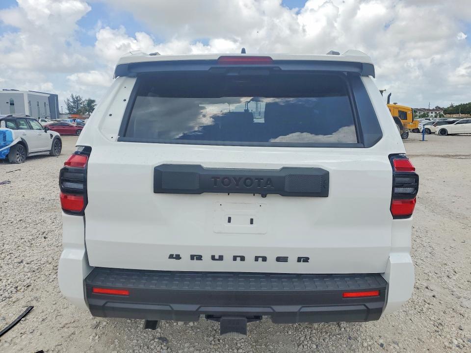2026 Toyota 4runner VIN JTEVA5BR5T5086243 COPART salvage auction — ROLLOVER, Fl - Certificate Of Destruction, sold $12,600 on 2026-07-14 (photo 6)
