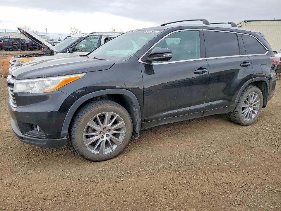 2014 Toyota Highlander VIN 5TDJKRFH6ES058134 COPART salvage auction — SIDE, Ab - Bos - Salvage, sold $12,400 on 2026-07-14 (photo 1)