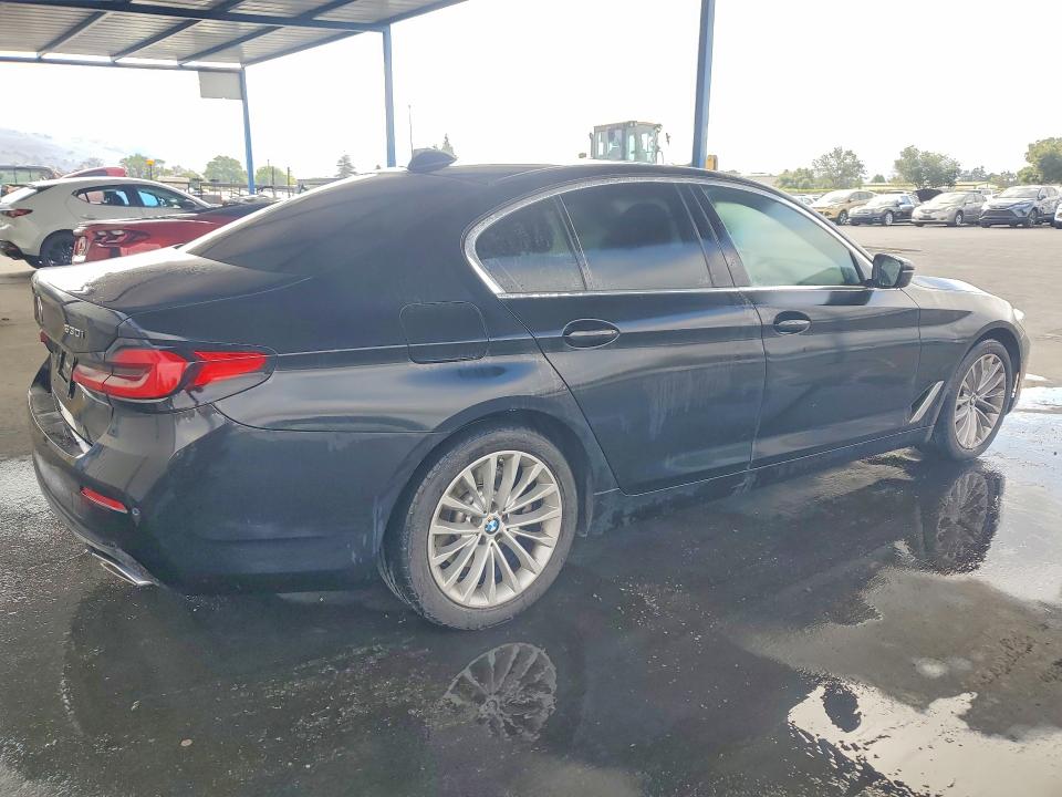 2022 BMW 5 series VIN WBA13BJ02NCJ18642 COPART salvage auction — MINOR DENT/SCRATCHES, CA - CERTIFICATE OF TITLE, sold $22,000 on 2026-07-14 (photo 3)
