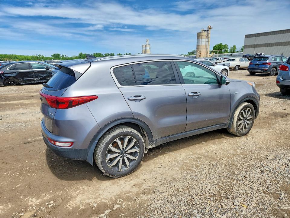 2017 Kia Sportage VIN KNDPNCAC8H7071055 COPART salvage auction — FRONT END, Id - Salvage Certificate Of Title, sold $2,150 on 2026-07-07 (photo 3)