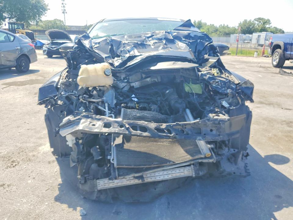 2013 Ford Focus VIN 1FADP3L98DL282813 COPART salvage auction — FRONT END, Fl - Cert Of Title Slvg Rebuildable, sold $375 on 2026-07-02 (photo 5)