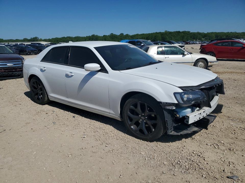 2021 Chrysler 300 VIN 2C3CCABG0MH554603 COPART salvage auction — FRONT END, Ks - Cert Of Title-Salvage, sold $7,200 on 2026-07-07 (photo 4)