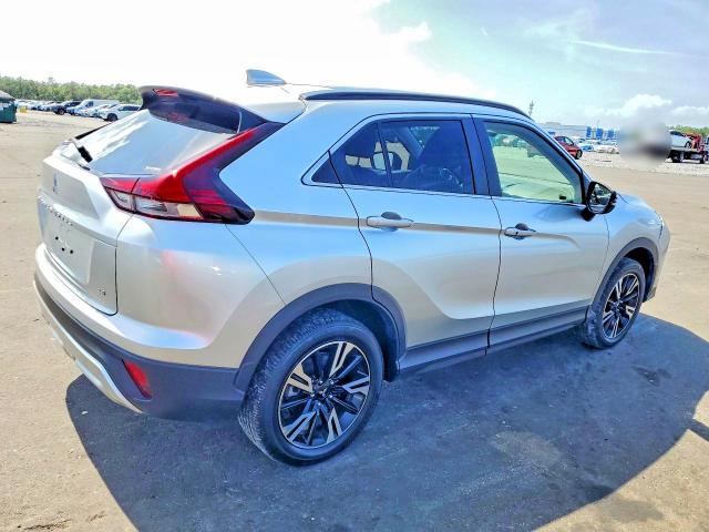 2024 Mitsubishi Eclipse cross VIN JA4ATWAA7RZ077697 COPART salvage auction — FRONT END, Fl - Certificate Of Title (P), sold $10,300 on 2026-09-24 (photo 3)