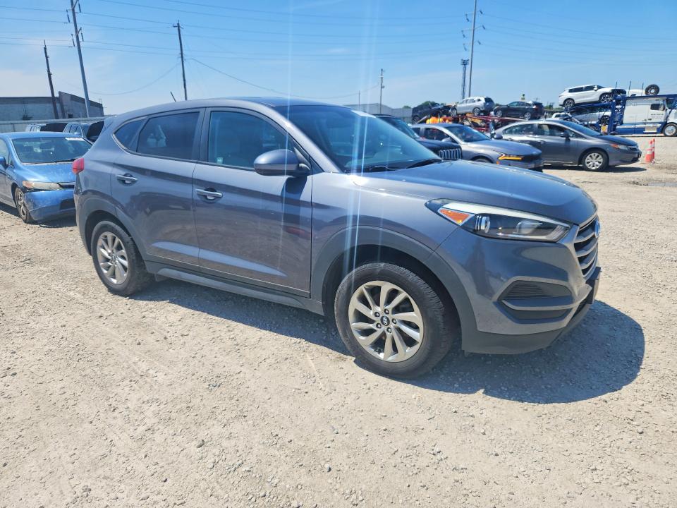 2018 Hyundai VIN KM8J23A45JU691615 COPART salvage auction — MINOR DENT/SCRATCHES, Fl - Certificate Of Title (P), sold $925 on 2026-07-24 (photo 4)