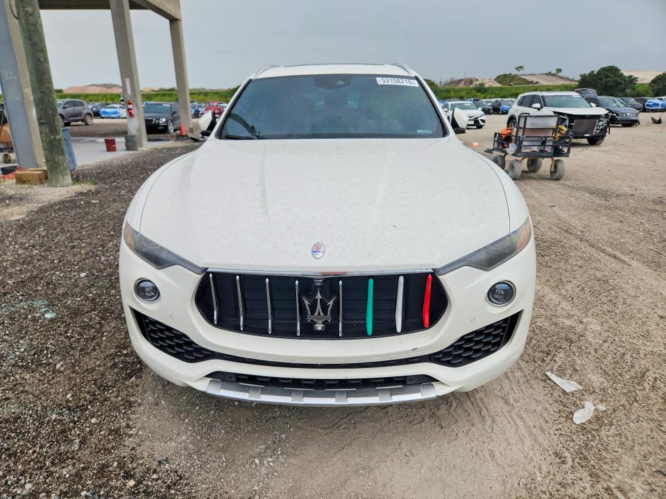 2017 Maserati Levante VIN ZN661XUL4HX211076 COPART salvage auction — Burn Engine, Salvage Title, sold $825 on 2026-07-28 (photo 5)