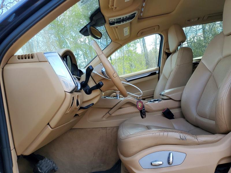 2011 Porsche Cayenne VIN WP1AA2A23BLA01284 COPART salvage auction — REAR END, On - Permit No Brand - Unfit, sold $1,800 on 2026-07-16 (photo 7)