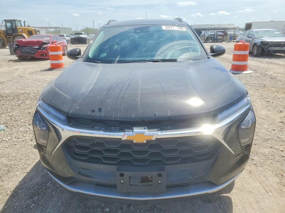 2024 Chevrolet Trax VIN KL77LHE27RC211784 COPART salvage auction — HAIL, Tx - Certificate Of Title, sold $9,900 on 2026-07-09 (photo 5)