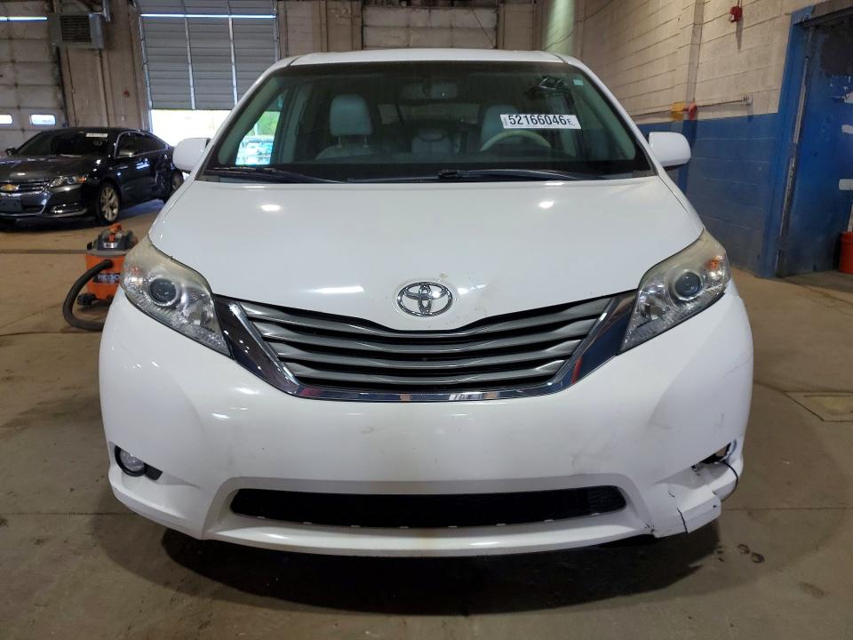 2014 Toyota Sienna VIN 5TDYK3DC3ES440365 COPART salvage auction — REAR END, Mi - Certificate Of Title, sold $4,350 on 2026-07-17 (photo 5)