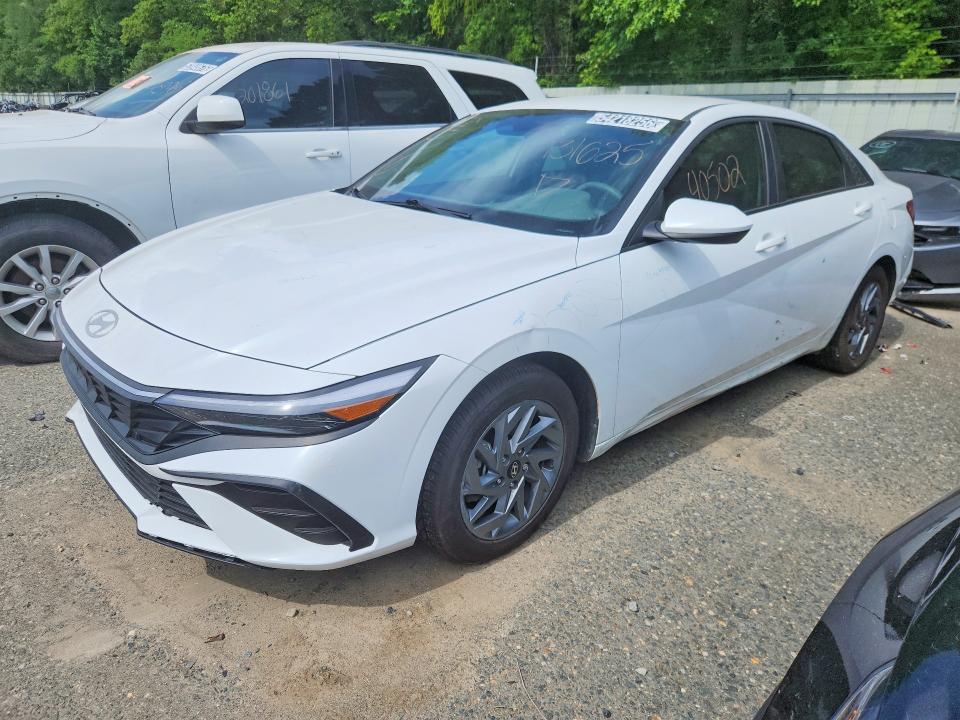 2025 Hyundai Elantra VIN KMHLM4DJ9SU131625 COPART salvage auction — MINOR DENT/SCRATCHES, LA - CERTIFICATE OF TITLE, sold $12,100 on 2026-07-16 (photo 1)