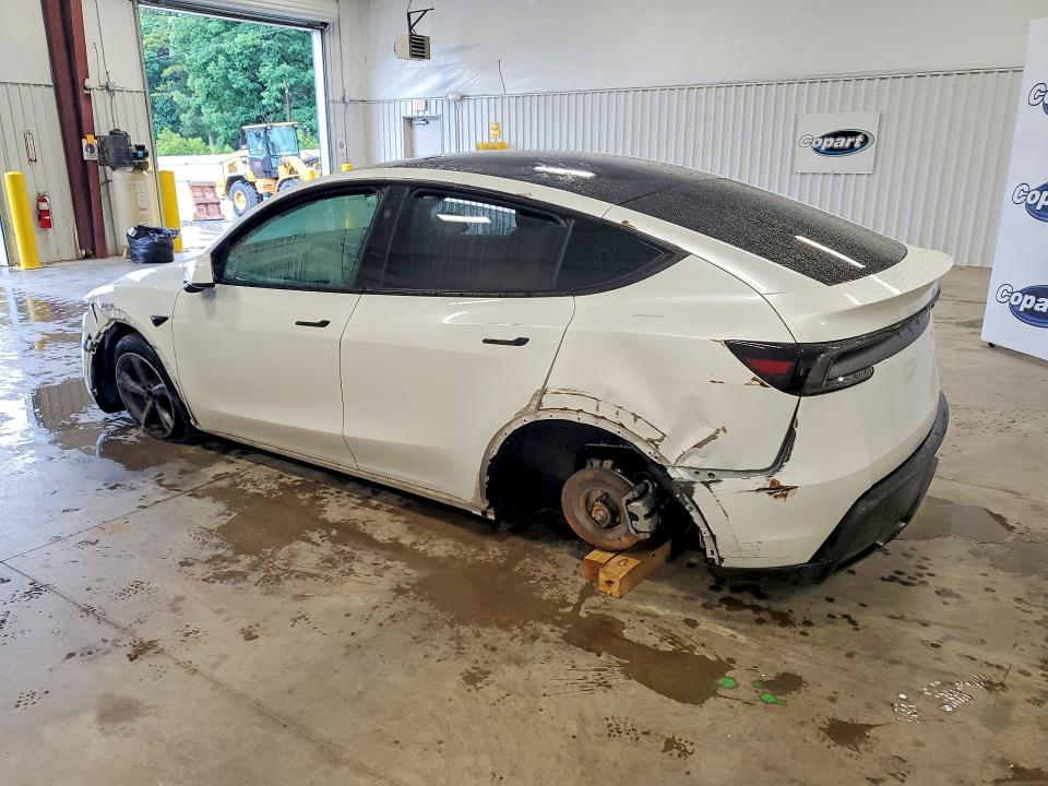2026 Tesla VIN 7SAYGDEE5TA415007 COPART salvage auction — REAR END, Nc - Salvage Certificate Of Title, sold $1,100 on 2026-07-23 (photo 2)