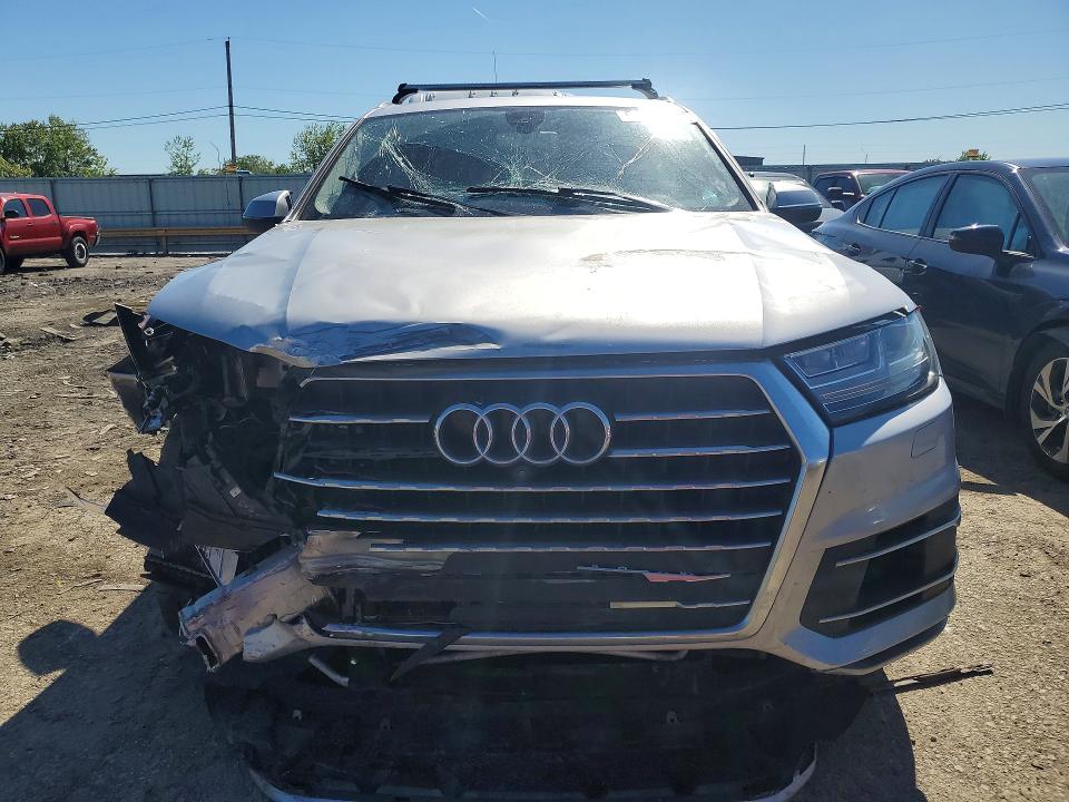 2017 Audi VIN WA1LAAF73HD004577 COPART salvage auction — FRONT END, In - Cert Of Title-Salvage Title, sold $3,400 on 2026-07-13 (photo 5)