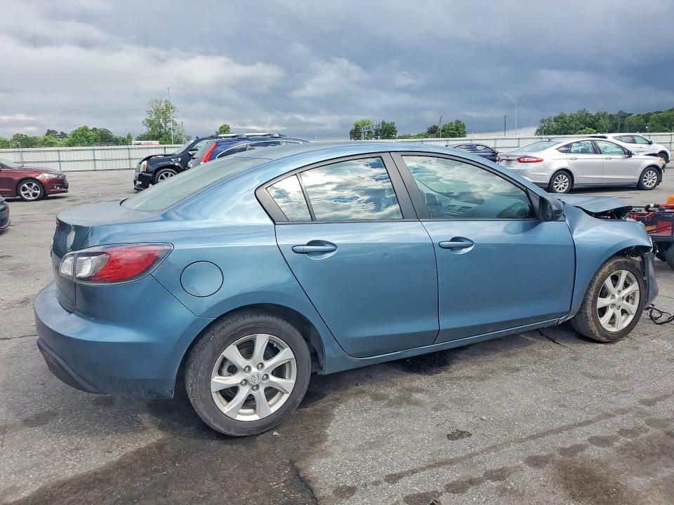 2011 Mazda 3 VIN JM1BL1VF6B1363726 COPART salvage auction — FRONT END, Nc - Salvage Certificate Of Title, sold $325 on 2026-07-28 (photo 3)