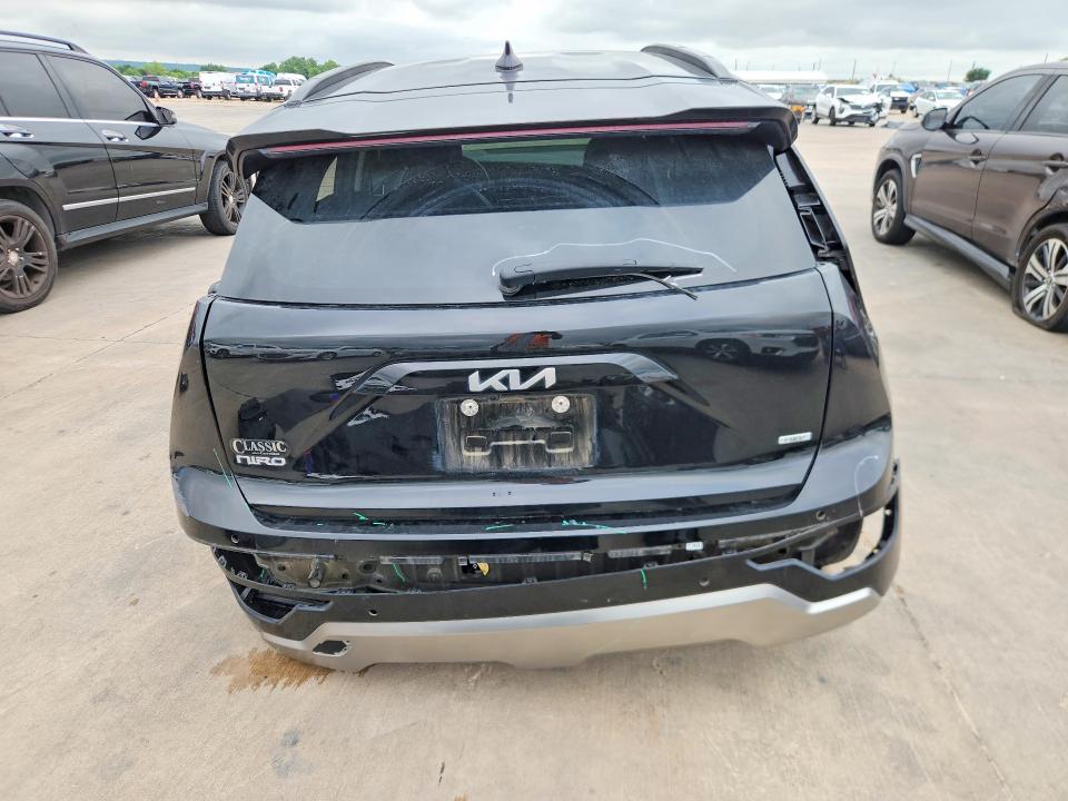 2023 Kia Niro VIN KNDCT3LE1P5085957 COPART salvage auction — REAR END, Tx - Salvage Vehicle Title, sold $8,500 on 2026-07-06 (photo 6)