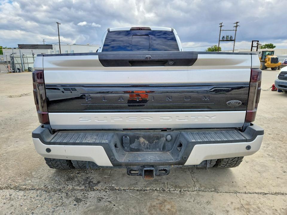 2019 Ford F-350 super duty VIN 1FT8W3DTXKEF12359 COPART salvage auction — VANDALISM, CA - SALVAGE CERTIFICATE, sold $3,350 on 2026-07-29 (photo 6)
