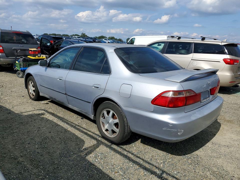 1998 Honda Accord VIN 1HGCG5648WA077204 COPART salvage auction — NORMAL WEAR, Ca - Dis/Dlr/Exp Only Clean Title, sold $125 on 2026-07-02 (photo 2)