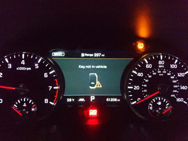 2021 Kia Telluride VIN 5XYP54HCXMG129479 COPART salvage auction — MINOR DENT/SCRATCHES, AK - CERTIFICATE OF VEHICLE TITLE, sold $19,400 on 2026-07-14 (photo 9)