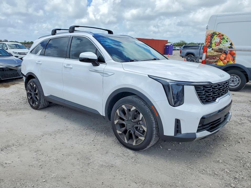2024 Kia Sorento VIN 5XYRH4JF7RG286043 COPART salvage auction — REAR END, FL - CERT OF TITLE SLVG REBUILDABLE, sold $1,050 on 2026-07-29 (photo 4)