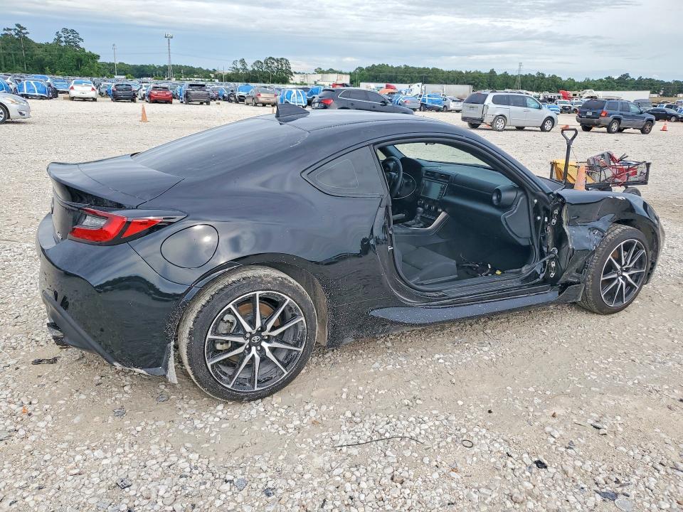 2025 Toyota Gr 86 VIN JF1ZNBB18S8753084 COPART salvage auction — SIDE, Tx - Certificate Of Title, sold $9,000 on 2026-09-01 (photo 3)