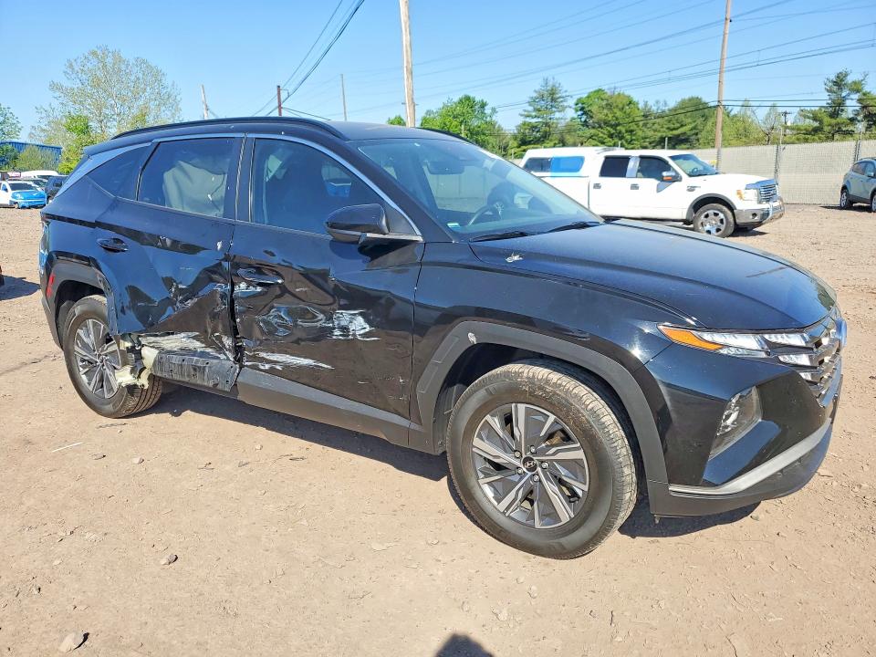 2024 Hyundai Tucson VIN KM8JBCD10RU172355 COPART salvage auction — SIDE, PA - CERTIFICATE OF SALVAGE, sold $6,600 on 2026-07-06 (photo 4)