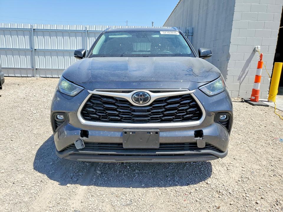 2021 Toyota Highlander VIN 5TDGZRBH2MS057315 COPART salvage auction — HAIL, Ia - Cert Of Title-Salvage Title, sold $10,500 on 2026-07-22 (photo 5)