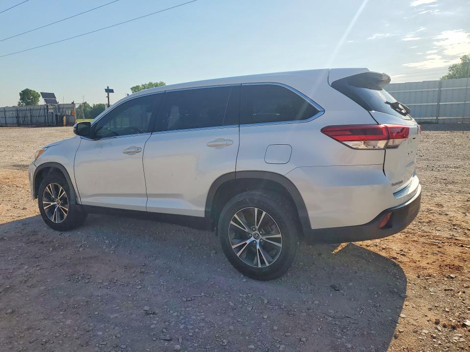 2019 Toyota Highlander VIN 5TDZARFH9KS043130 COPART salvage auction — MINOR DENT/SCRATCHES, Ok - Certificate Of Title (P), sold $11,200 on 2026-07-28 (photo 2)