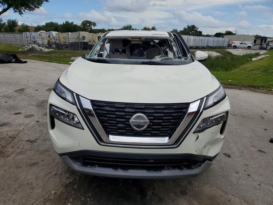 2021 Nissan Rogue VIN JN8AT3BA5MW011389 COPART salvage auction — ALL OVER, Fl - Certificate Of Destruction, sold $2,750 on 2026-07-02 (photo 5)