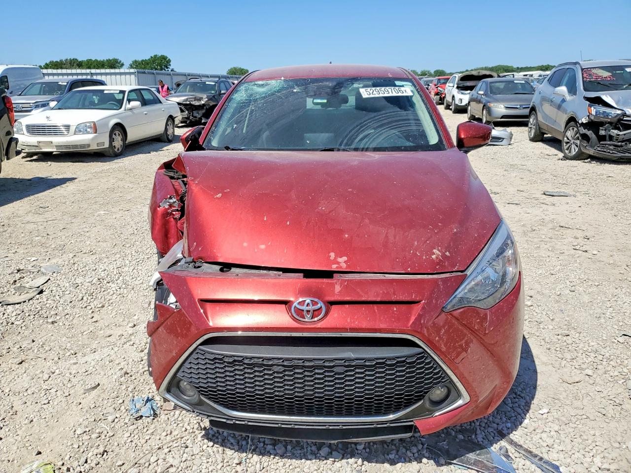 2020 Toyota Yaris VIN 3MYDLBJV9LY706586 COPART salvage auction — Front End, KS - CERT OF TITLE-SALVAGE, sold $2,200 on 2026-07-09 (photo 5)