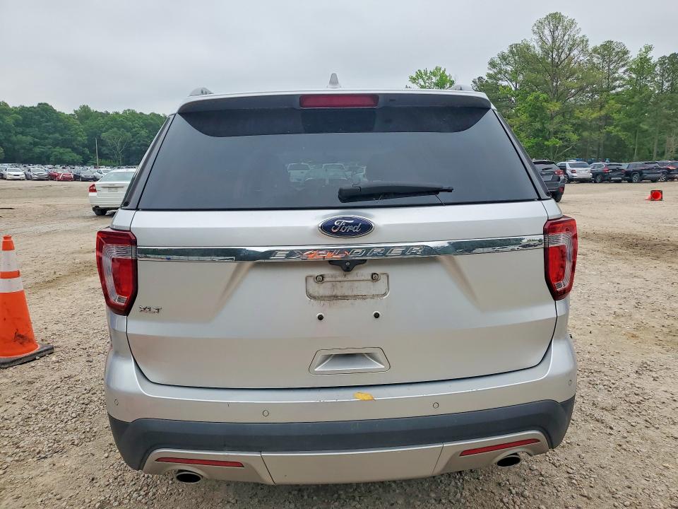 2017 Ford Explorer VIN 1FM5K7D8XHGA44885 COPART salvage auction — FRONT END, Nc - Salvage Certificate Of Title, sold $3,100 on 2026-07-03 (photo 6)