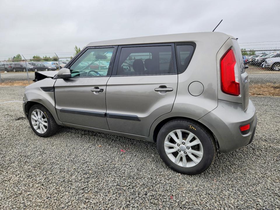 2013 Kia Soul VIN KNDJT2A69D7557478 COPART salvage auction — FRONT END, Or - Salvage Title Certificate, sold $425 on 2026-07-14 (photo 2)