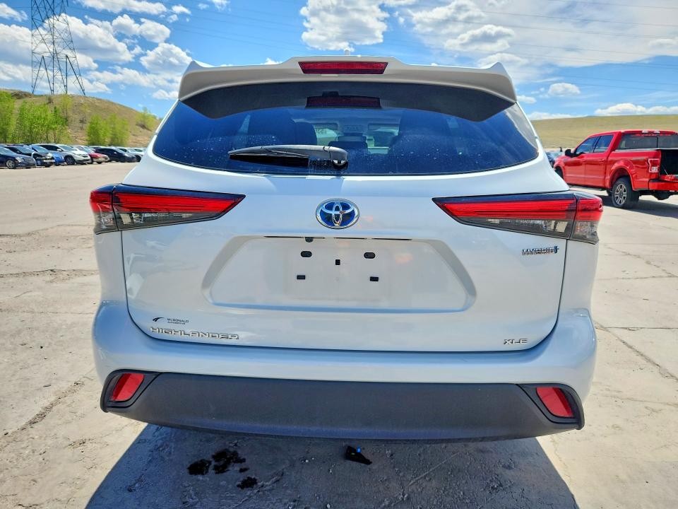 2022 Toyota VIN 5TDHBRCH0NS554761 COPART salvage auction — FRONT END, Tx - Certificate Of Title, sold $25,250 on 2026-07-06 (photo 6)