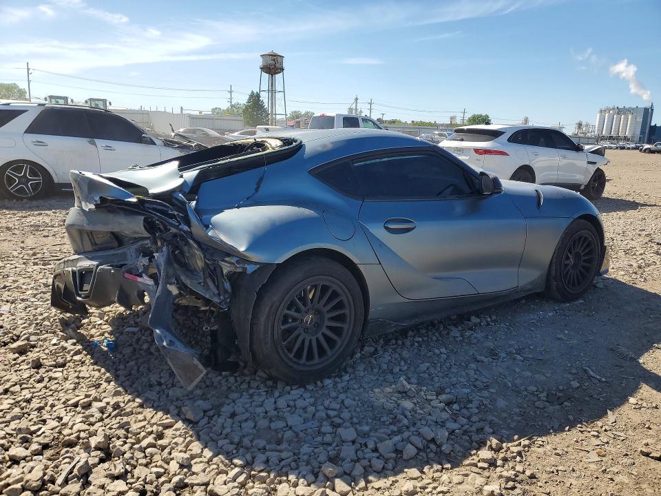 2020 Toyota Supra VIN WZ1DB4C05LW027552 COPART salvage auction — REAR END, Il - Salvage Certificate, sold $14,000 on 2026-07-10 (photo 3)