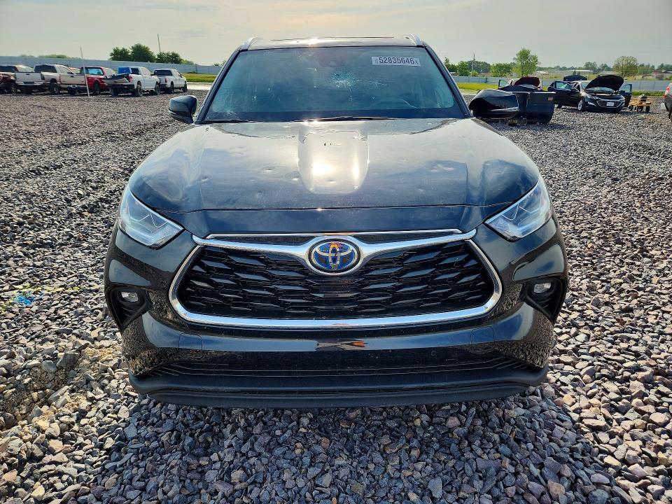 2023 Toyota Highlander VIN 5TDXBRCH9PS123950 COPART salvage auction — HAIL, Mo - Salvage Certificate Of Title, sold $24,200 on 2026-07-08 (photo 5)