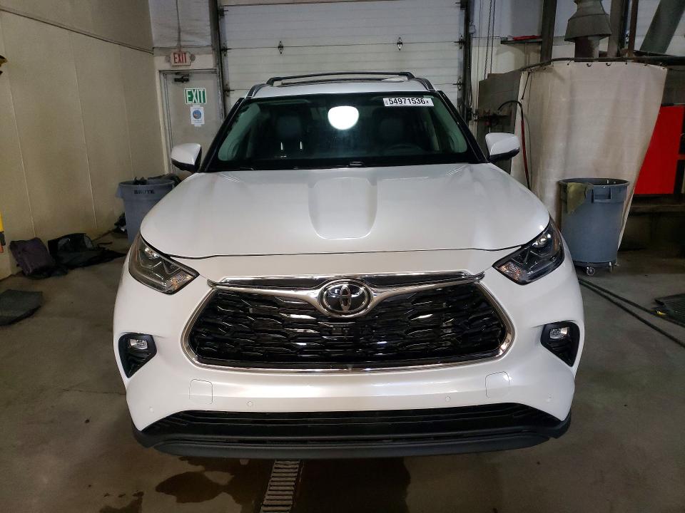 2024 Toyota Highlander VIN 5TDKDRBH5RS537607 COPART salvage auction — REAR END, Ak - Bill Of Sale- Salvage, sold $2,600 on 2026-07-28 (photo 5)