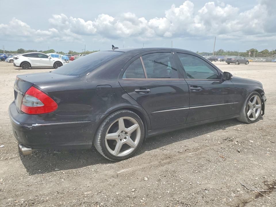 2008 Mercedes-benz E-klasse VIN WDBUF56X88B279522 COPART salvage auction — FRONT END, FL - CERT OF TITLE SLVG REBUILDABLE, sold $275 on 2026-07-28 (photo 3)