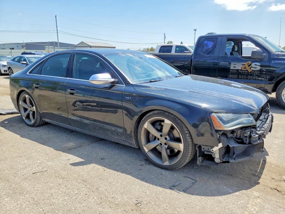 2013 Audi S8 VIN WAUD2AFD7DN029657 COPART salvage auction — FRONT END, In - Cert Of Title-Salvage Title, sold $350 on 2026-07-27 (photo 4)