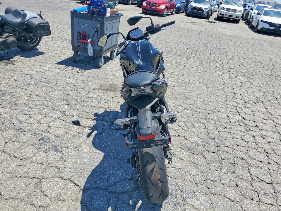 2025 Kawasaki VIN ML5EREP14SDAD6883 COPART salvage auction — FRONT END, Ca - Salvage Certificate, sold $1,100 on 2026-07-13 (photo 4)