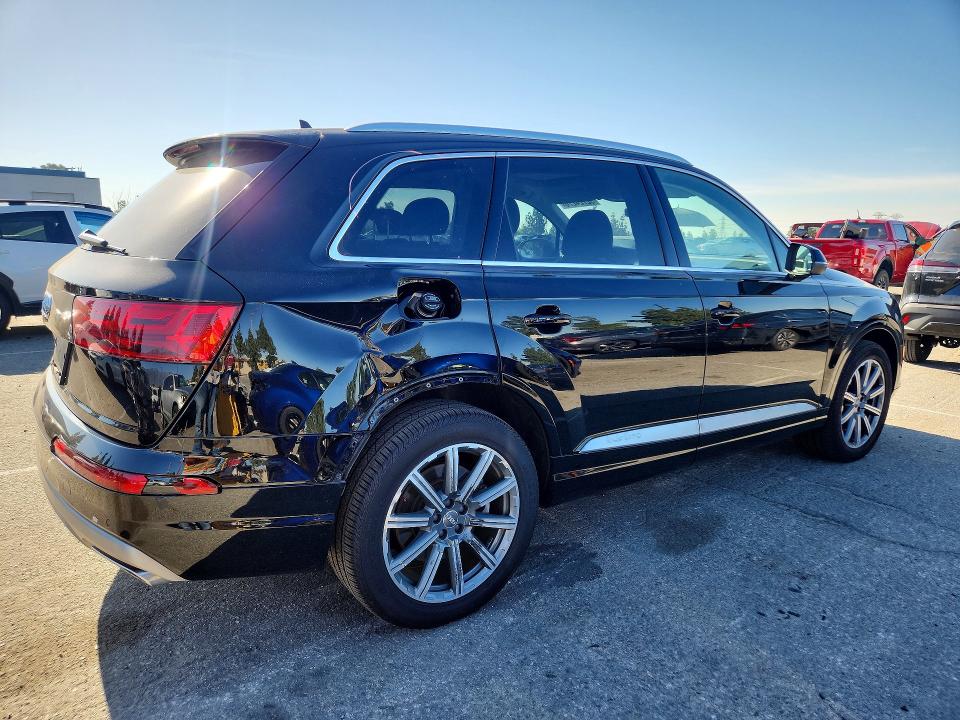 2019 Audi Q7 VIN WA1AHAF79KD015724 COPART salvage auction — MINOR DENT/SCRATCHES, Ca - Salvage Certificate, sold $1,150 on 2026-08-04 (photo 3)