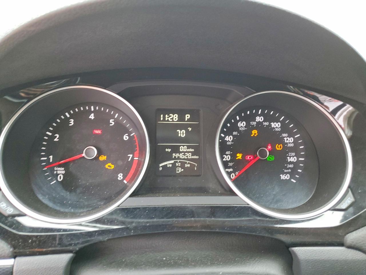 2016 Volkswagen Jetta VIN 3VWL07AJ6GM379457 COPART salvage auction — Front End, TX - SALVAGE VEHICLE TITLE, sold $1,800 on 2026-06-25 (photo 9)