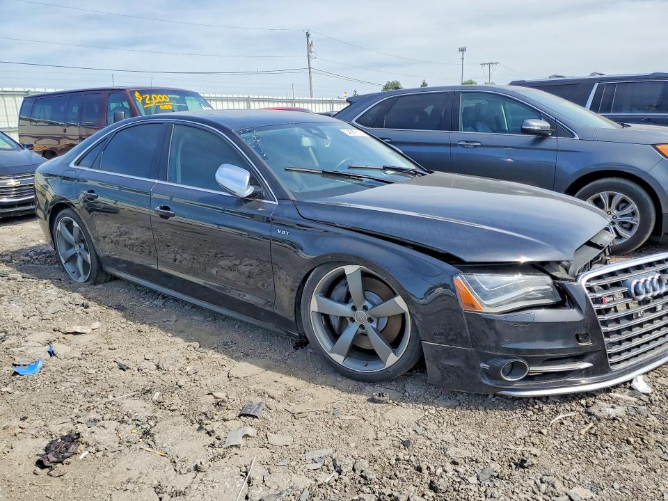 2014 Audi S8 VIN WAUD2AFD4EN002417 COPART salvage auction — FRONT END, Il - Certificate Of Title (P), sold $9,600 on 2026-07-29 (photo 4)